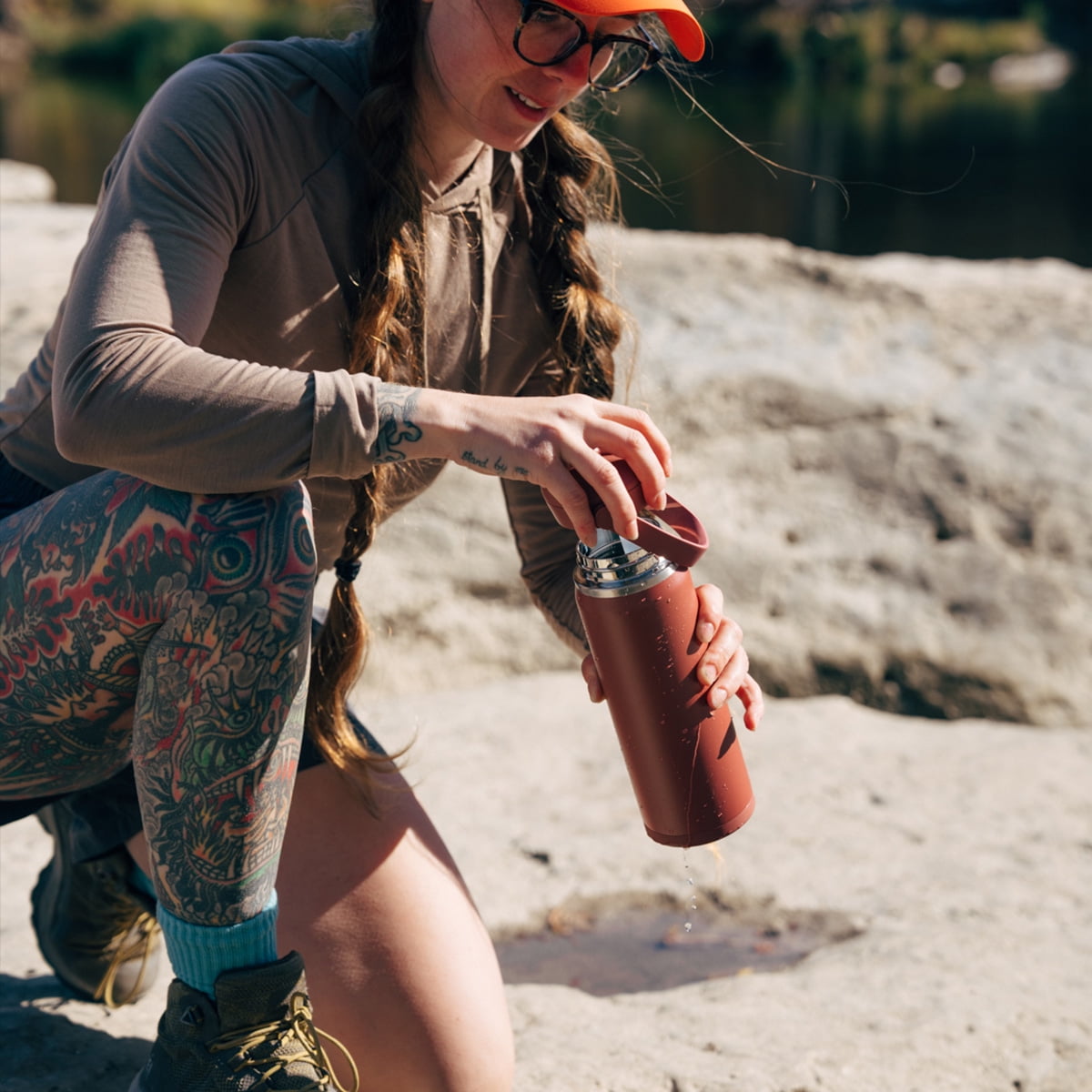 CamelBak Thrive™ Flip Straw Insulated Stainless Steel Water Bottle, 25 oz, Sierra Red - Choice 690