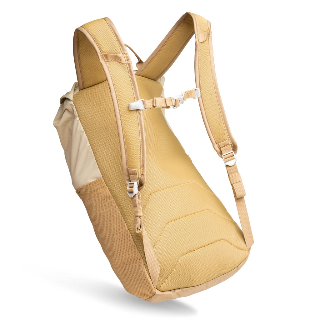 CamelBak Arête™ 18 Hydration Pack 50 oz, Canyon Clay - Choice 136