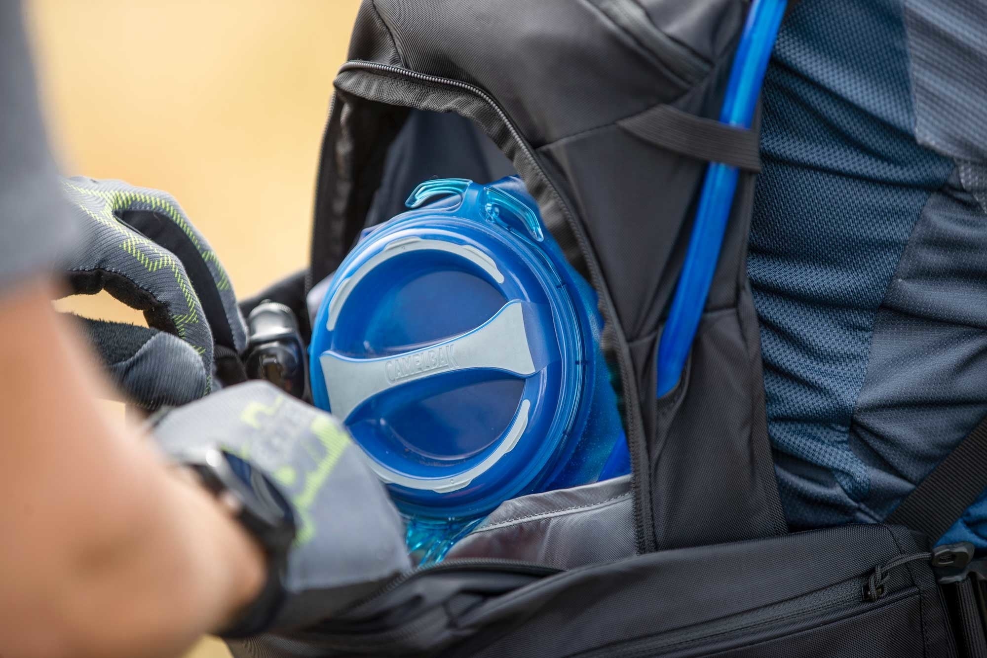 camelbak Crux™ 2L Reservoir, Blue - Choice 682