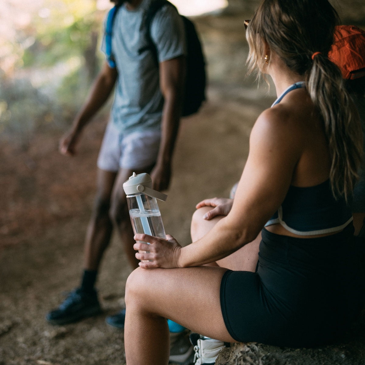 Camelbak Thrive Chug Water Bottle 32oz, Charcoal - Choice 346
